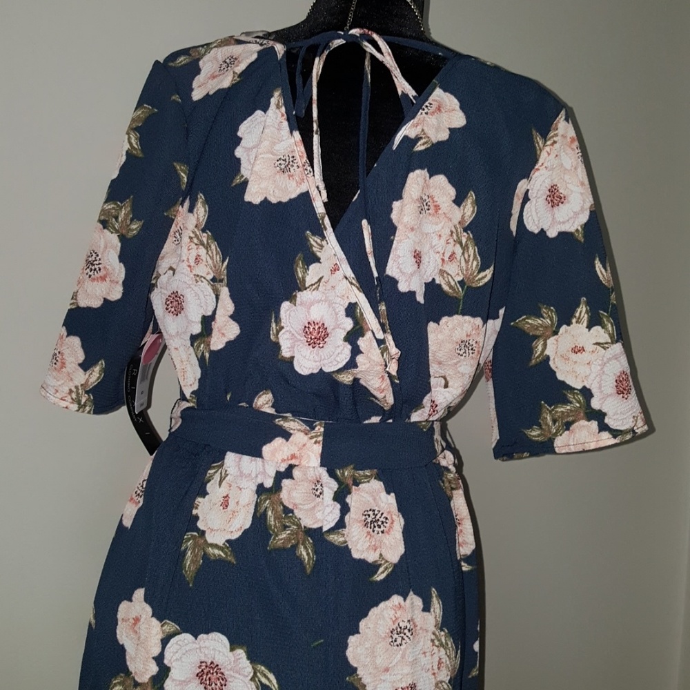 Jumpsuit - Picture 3 of 5